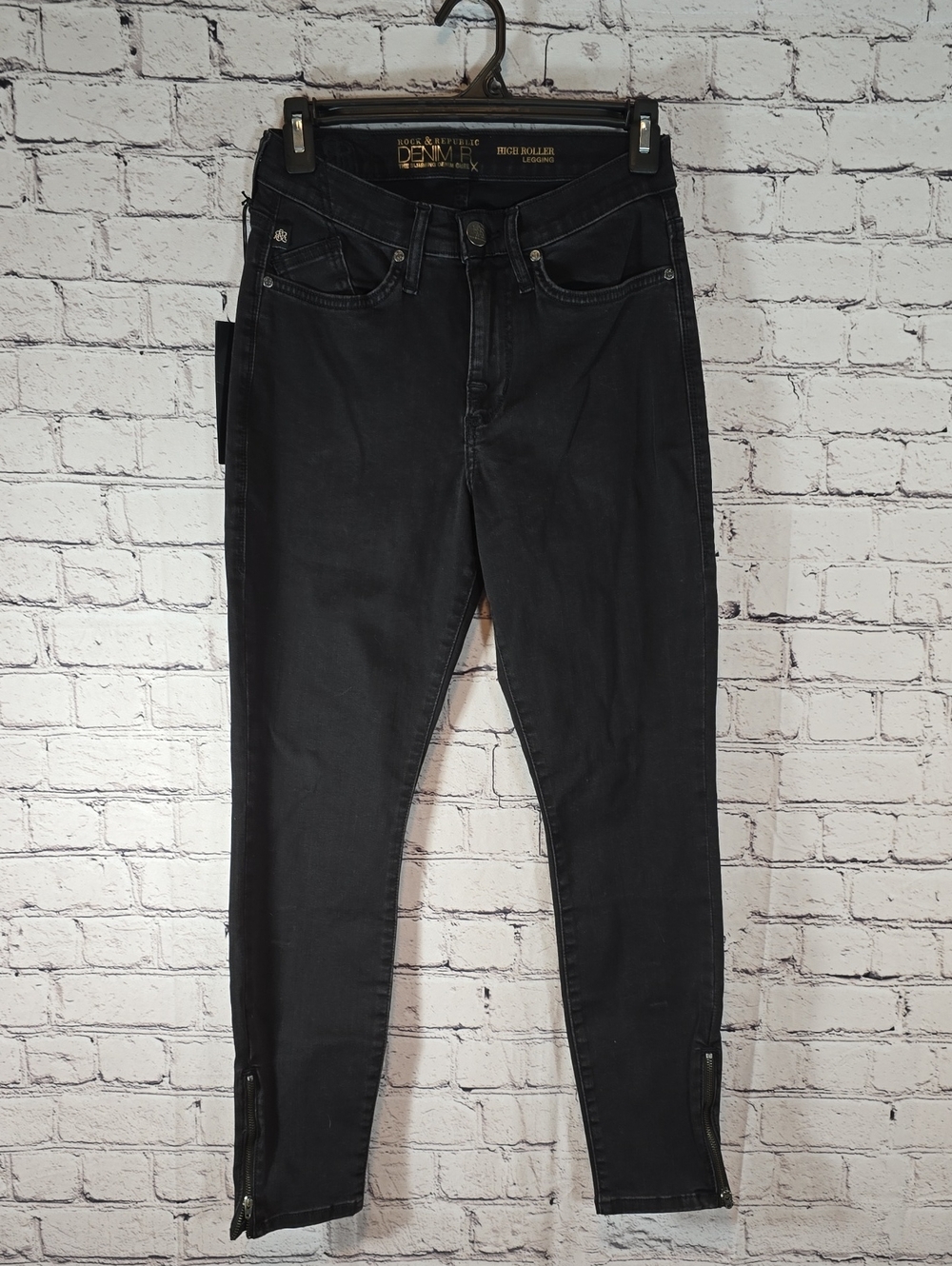 Rock & Republic 'High Roller Legging' Skinny Jeans with Ankle Zips Size 6 Short